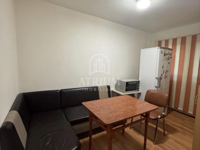 Apartament cu 3 camere/zona Manastur 