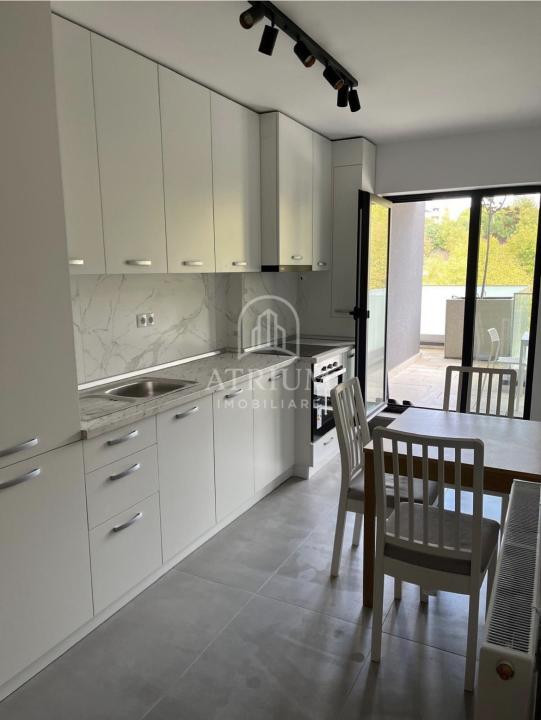 Apartament cu 3 camere | Zona Lidl Frunzișului 