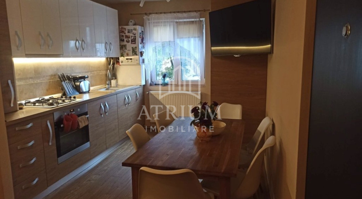 Apartament 3 camere decomandate | Manastur zona Mehedinți 