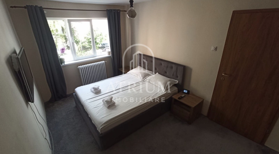 Apartament 3 camere decomandate | Manastur zona Mehedinți 