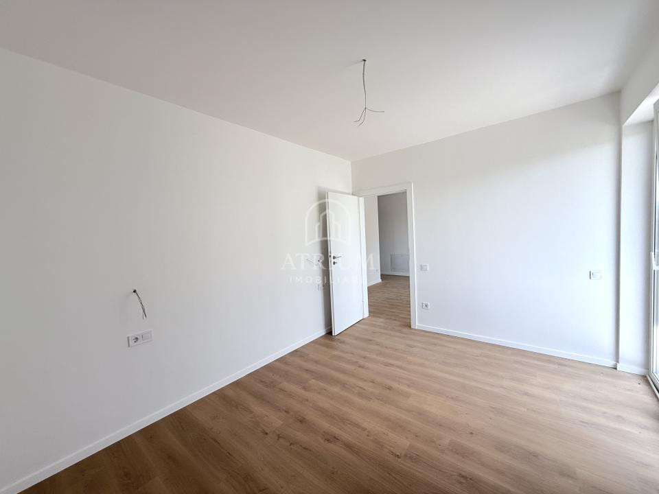 Apartment finisat 3 camere, bloc nou, zona Apahida