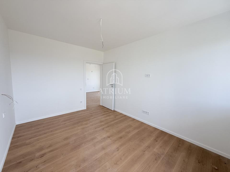 Apartment finisat 3 camere, bloc nou, zona Apahida