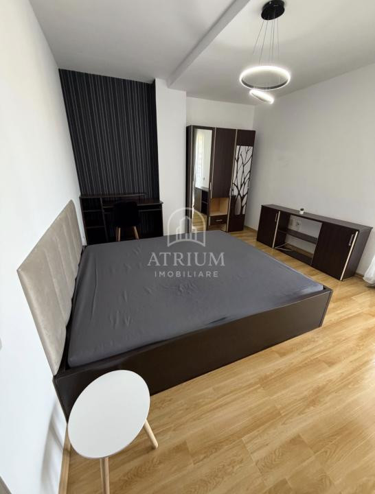 Apartamet modern cu 3 camere/centru 