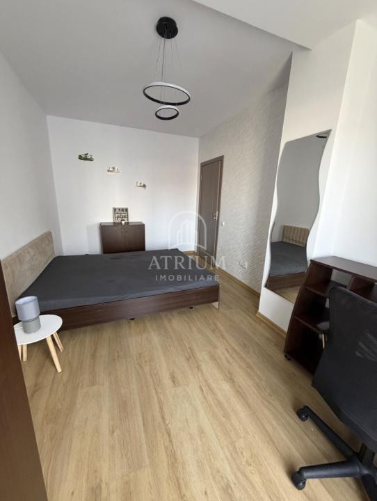 Apartamet modern cu 3 camere/centru 