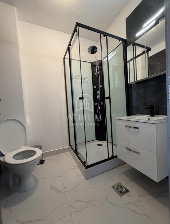 Apartamet modern cu 3 camere/centru 