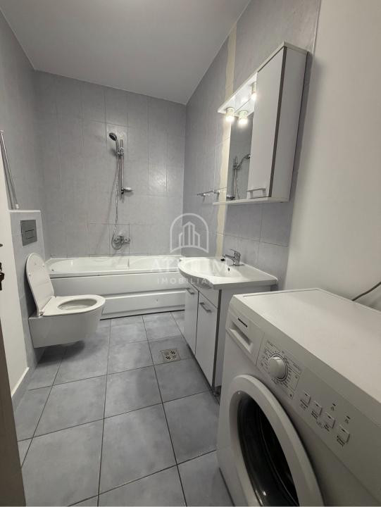 Apartamet modern cu 3 camere/centru 