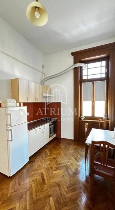 Apartament ultracentral cu 2 dormitoare 