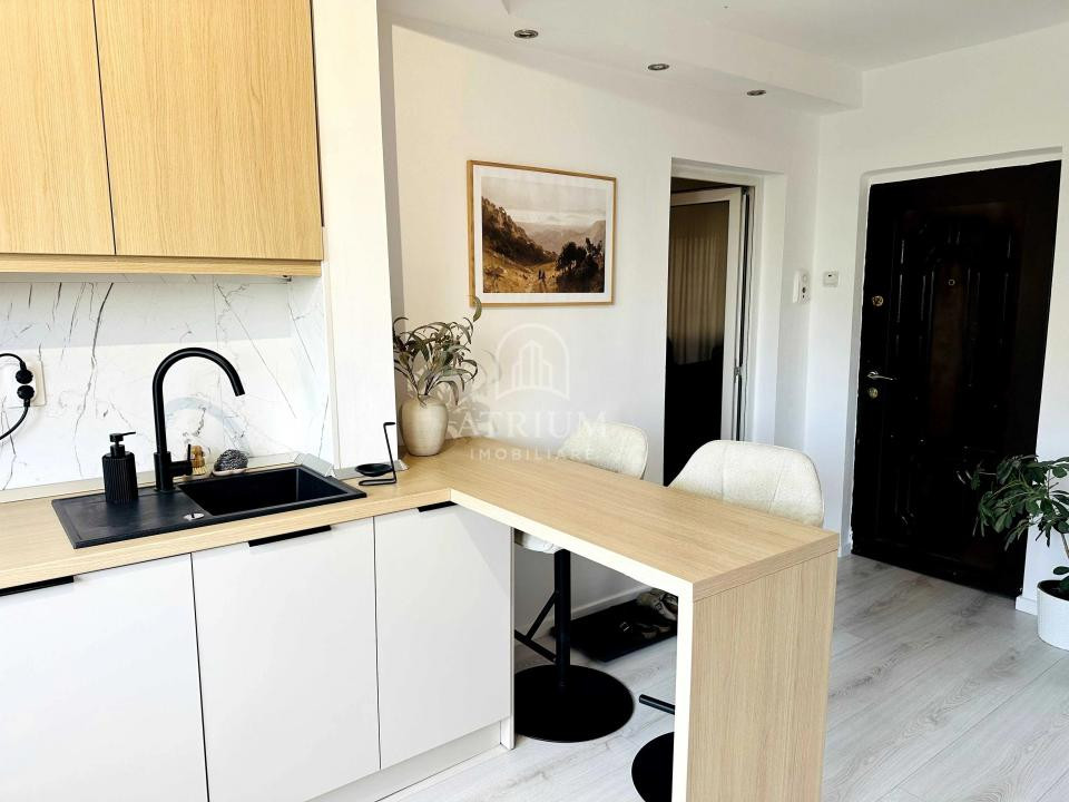 Apartament 2 camere decomandate la cheie, 43 mp utili cu 3 mp balcon, Manastur