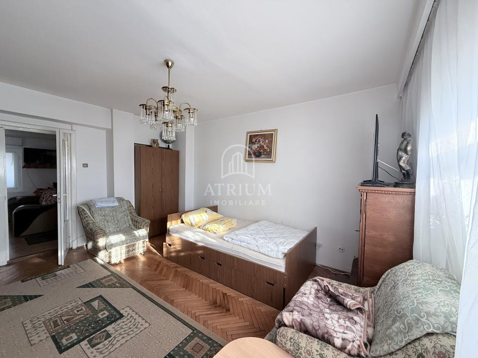 Apartment 3 camere, zona ultracentrala, str. Baba Novac 