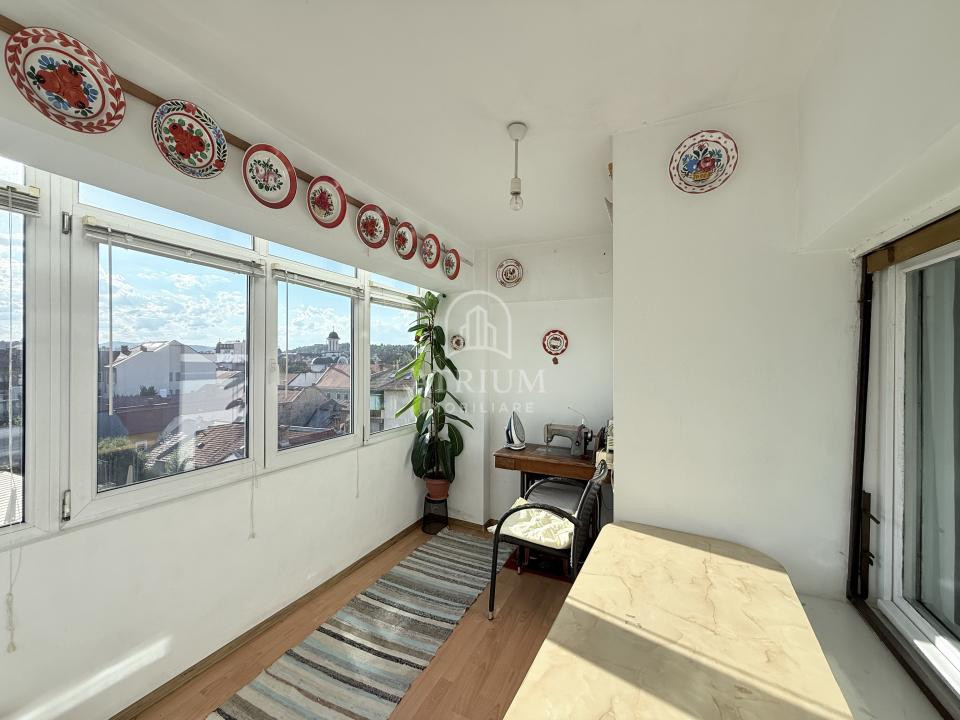Apartment 3 camere, zona ultracentrala, str. Baba Novac 