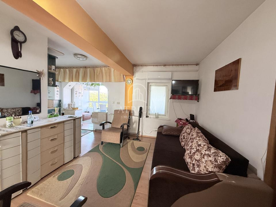 Apartment 3 camere, zona ultracentrala, str. Baba Novac 