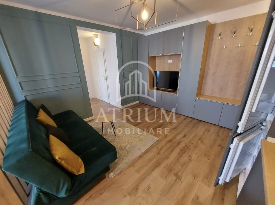 Apartament 2 camere, 50 mp, balcon, paracre, zona Cetatii 330