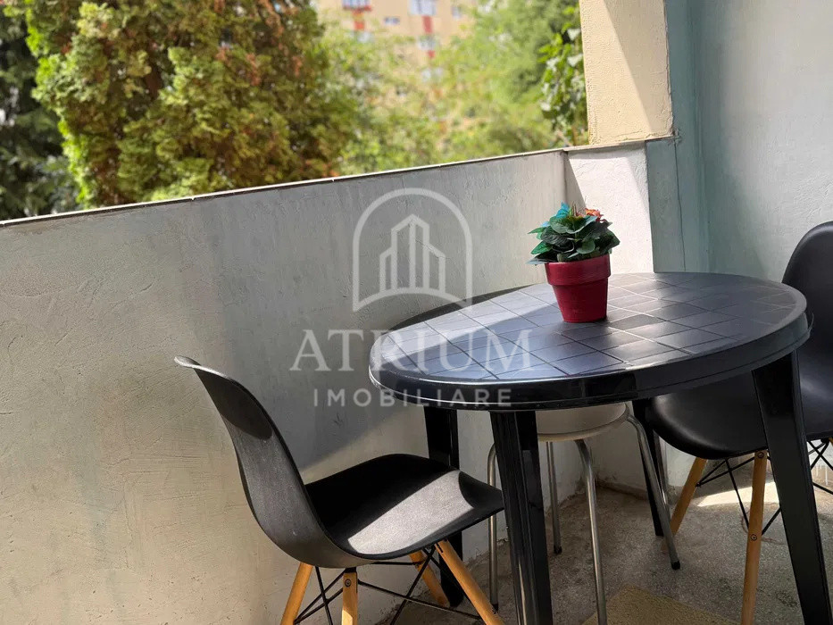 Apartament cu 2 camere decomandate | Zona UMF 