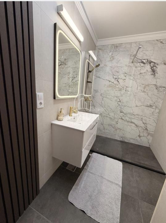Apartament cu 2 camere/ Floresti 