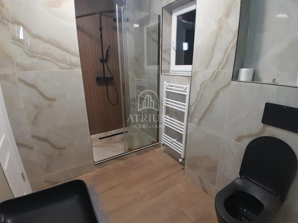 Apartament 3 camere, 60 mp, balcon, paracre, zona Stejarului