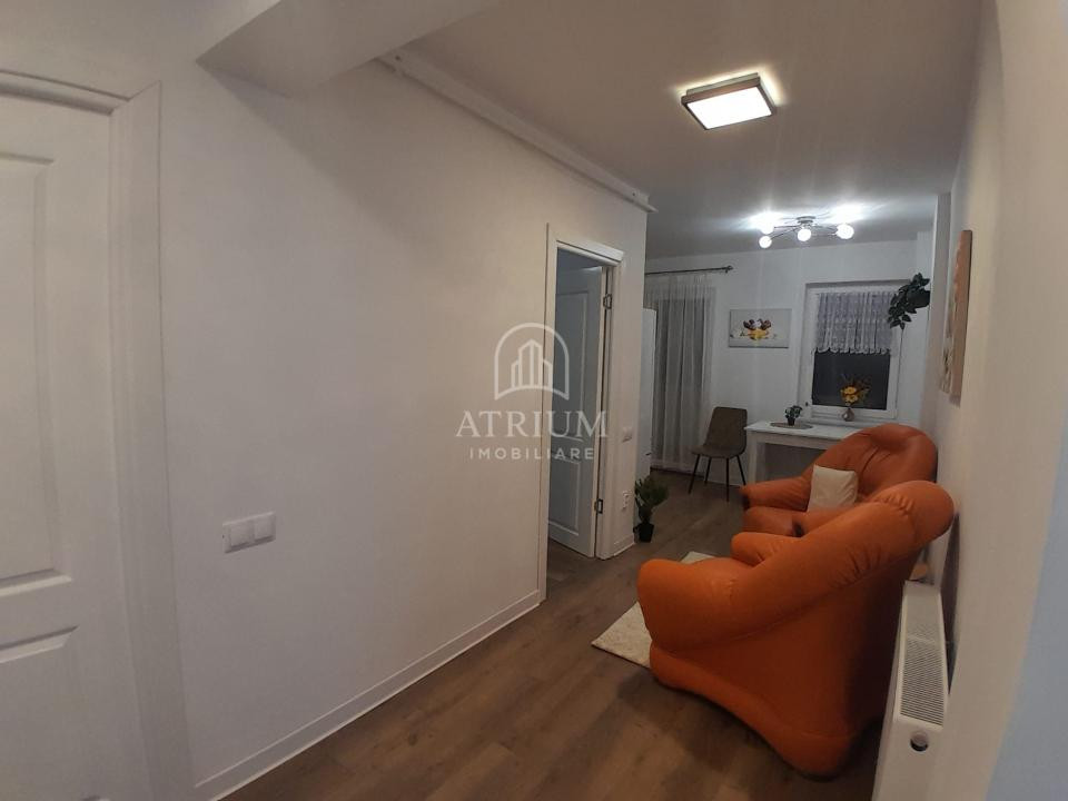 Apartament 3 camere, 60 mp, balcon, paracre, zona Stejarului