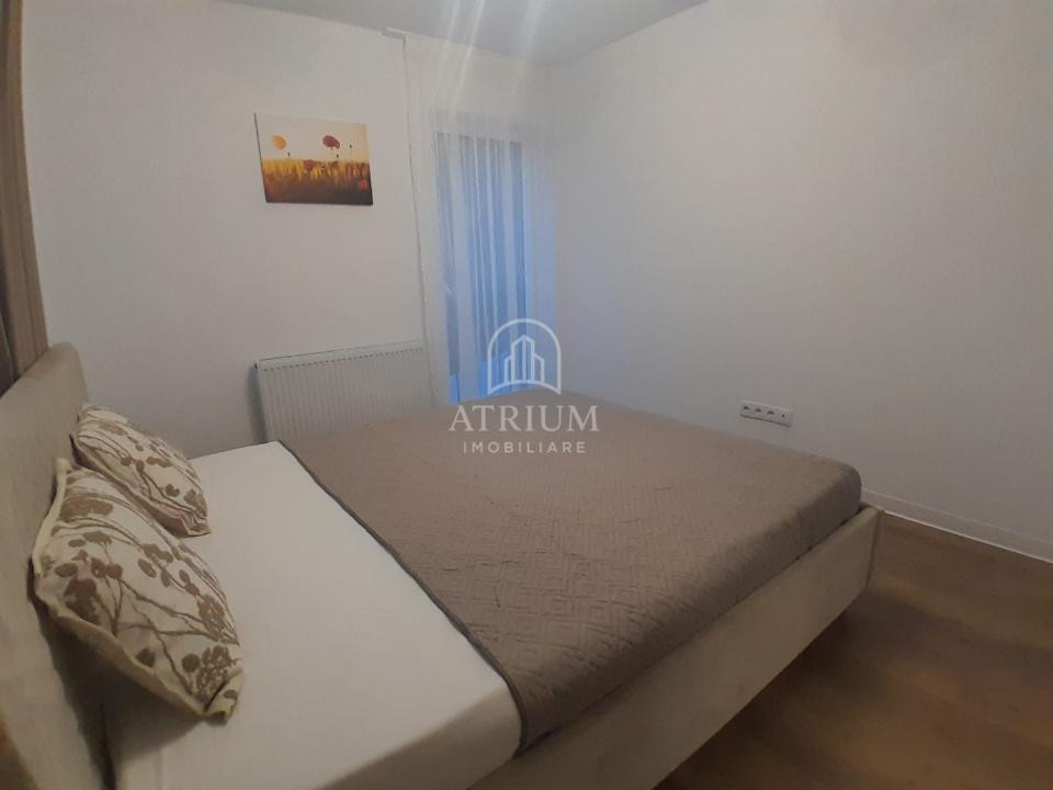 Apartament 3 camere, 60 mp, balcon, paracre, zona Stejarului