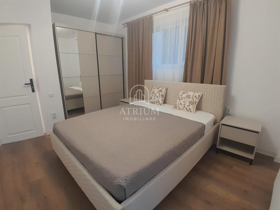 Apartament 3 camere, 60 mp, balcon, paracre, zona Stejarului