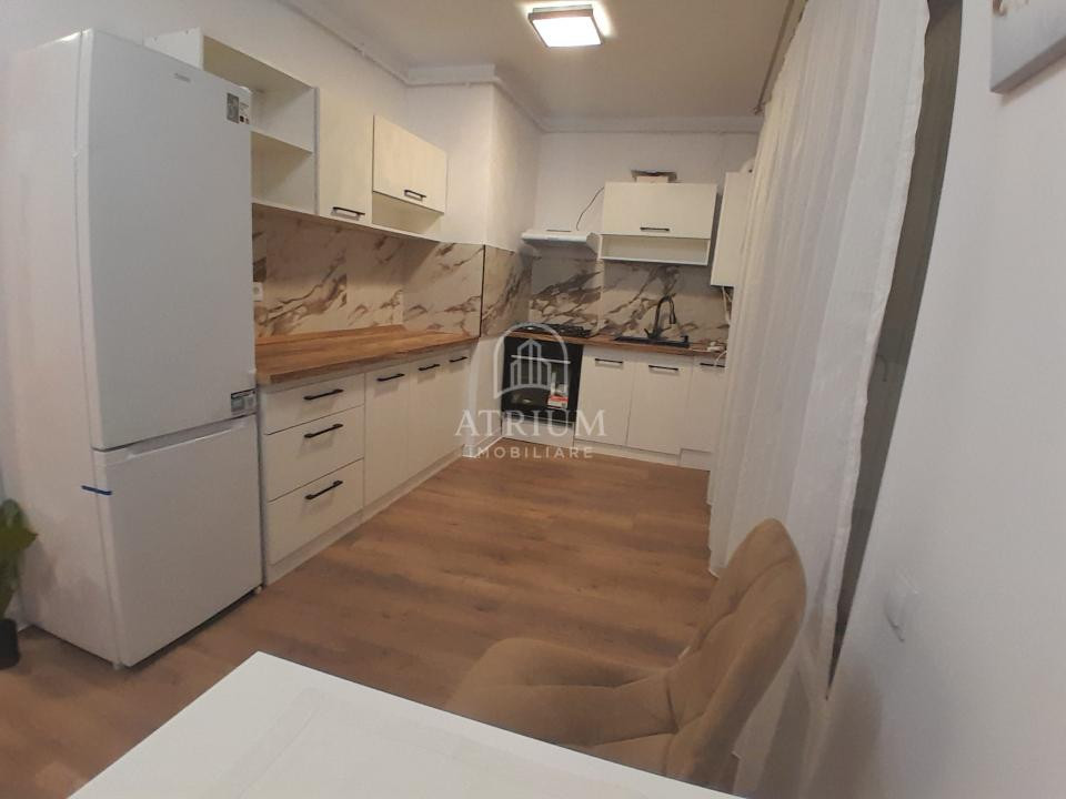 Apartament 3 camere, 60 mp, balcon, paracre, zona Stejarului