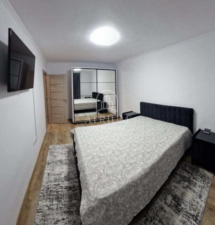 Apartament cu 3 camere/central 