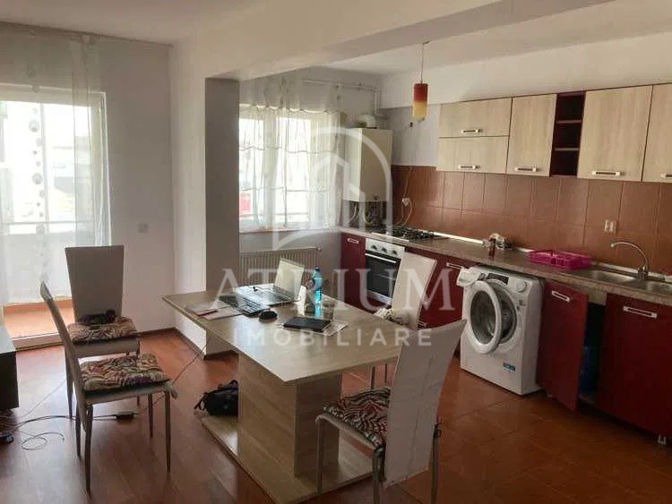 Apartament 2 camere decomandate suprafata de 53 MP Floresti