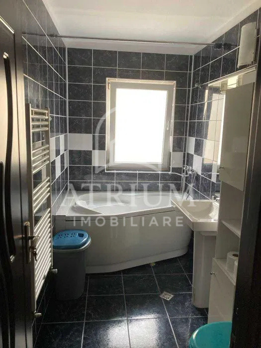Apartament 2 camere decomandate suprafata de 53 MP Floresti