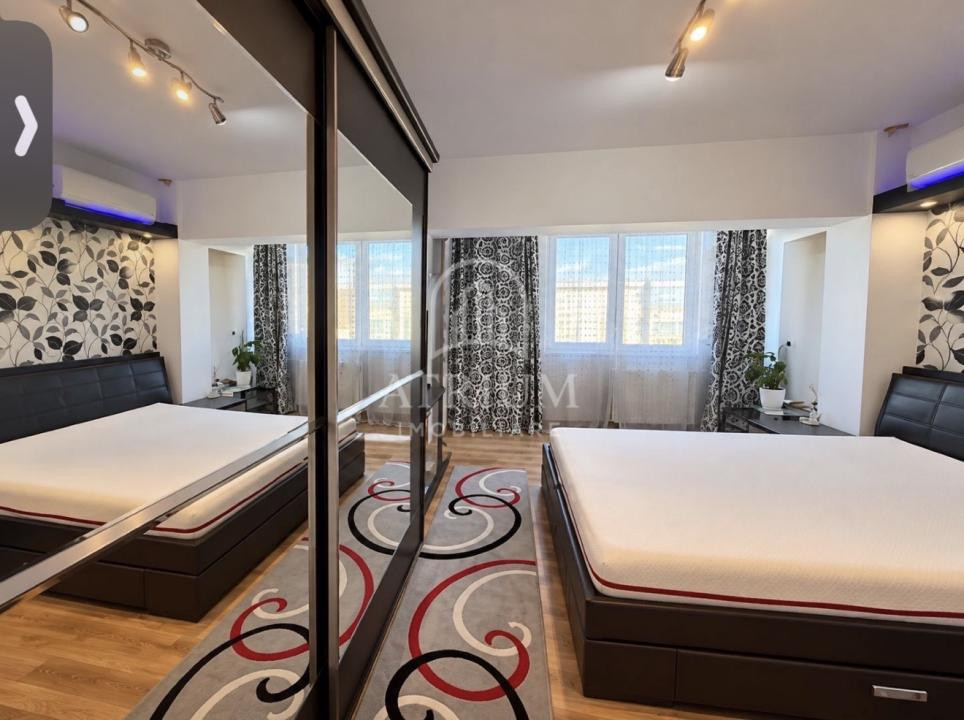 Apartament de 2 camere decomandate/Intre lacuri 