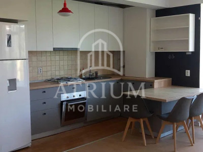 Apartament 3 camere bucatarie 66mp in zona Avram Iancu