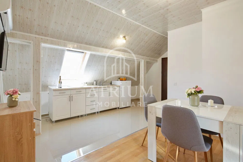 Apartament 2 camere decomandate + living, bucatarie si parcare Zorilor