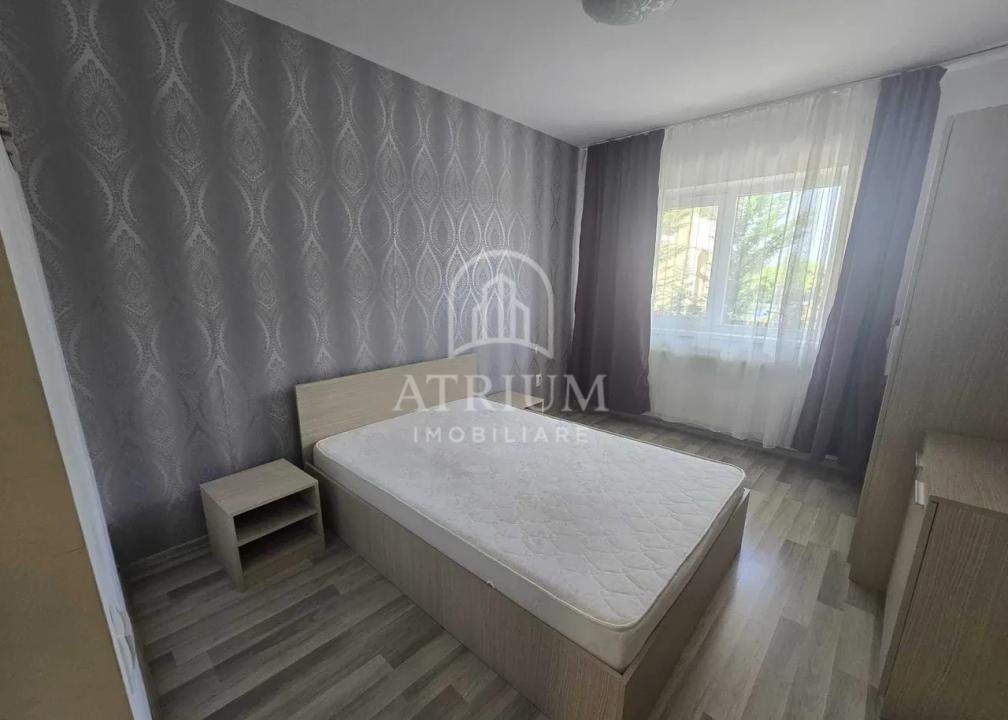 Inchiriez ap doua camere cu parcare zona Buna Ziua