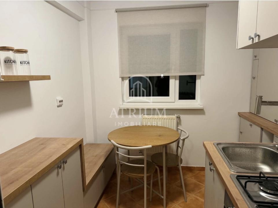 Apartament cu 2 camere/ central 