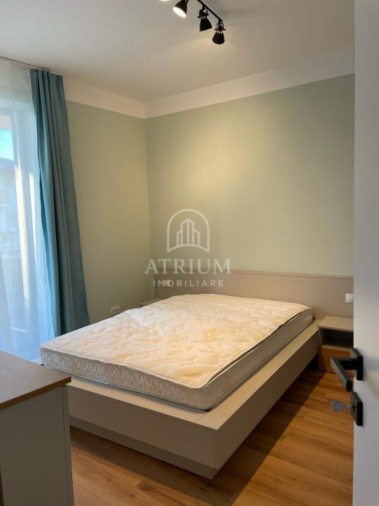 Apartament cu 3 camere semidecomandate | Zonă semicentrală