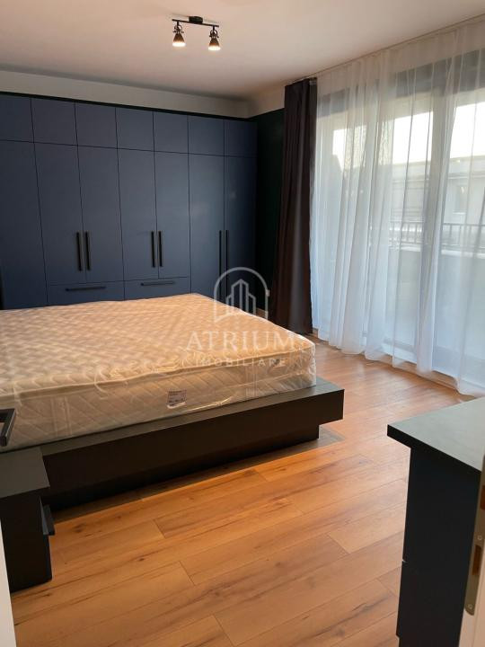Apartament cu 3 camere semidecomandate | Zonă semicentrală