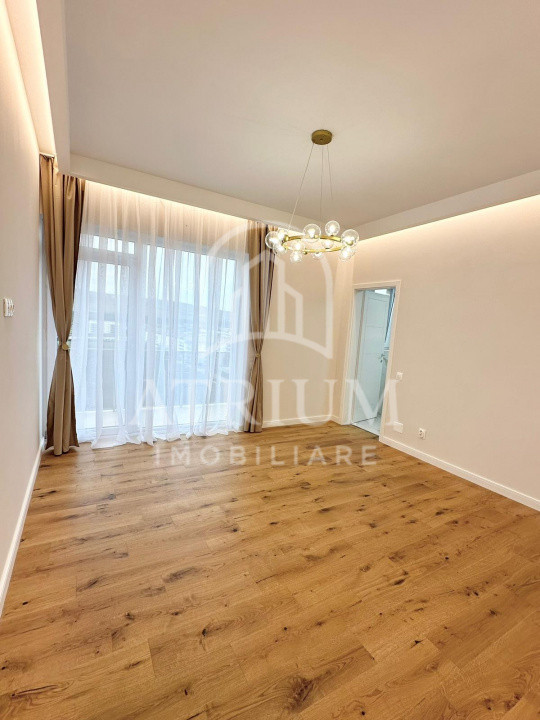 Penthause la cheie, 90 mp utili cu 3 terase 30 mp, zona Floresti Sesul de Sus