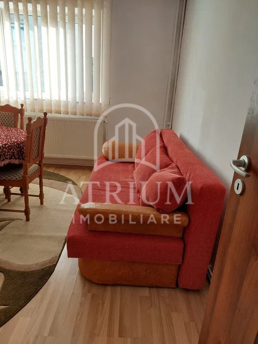 Inchiriez apartament 3 camere manastur