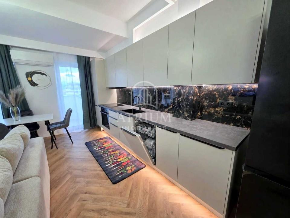 Apartament 2 camere semidecomandat | Eroilor Residence | Prima închiriere | Parcare