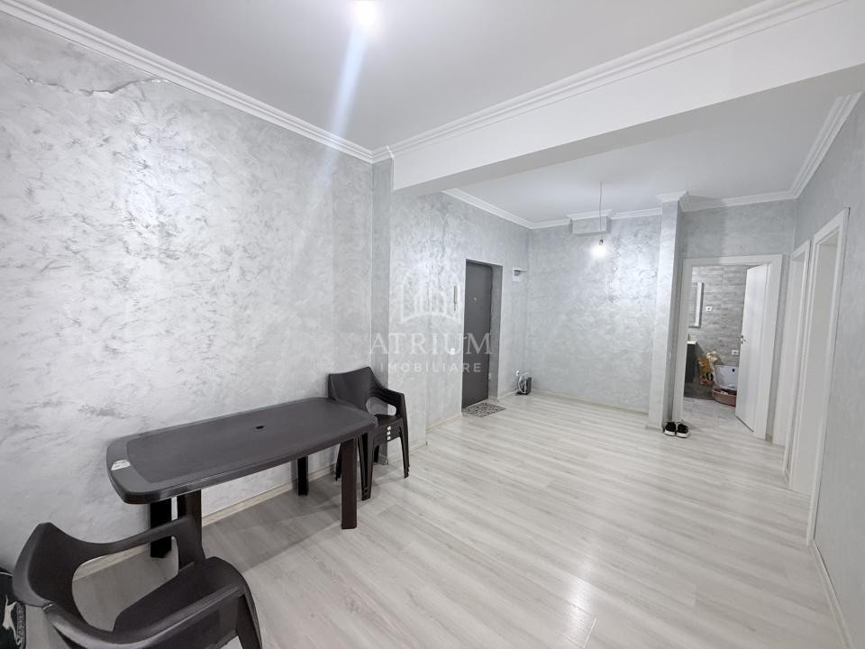 Apartment 3 camere 55, mp utili cu 34 mp gradină, garaj, Florești Cetății