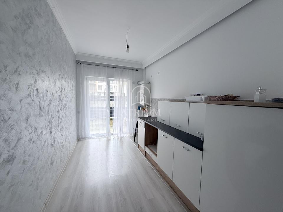 Apartment 3 camere 55, mp utili cu 34 mp gradină, garaj, Florești Cetății