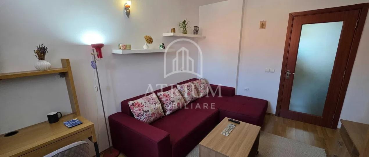 Apartament la mansarda, 2 camere decom, Gheorgheni, mobilat/utilat