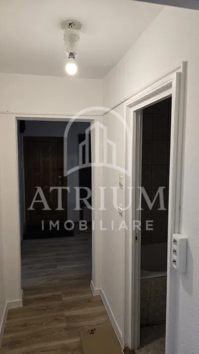 Inchiriez apartament 2 camere Manastur Mehedinti
