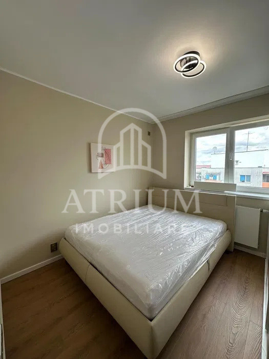 Apartament cu 2 camere decomandate 