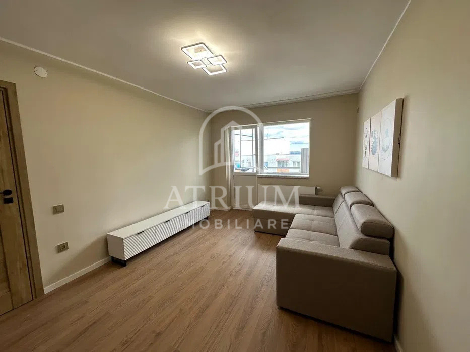 Apartament cu 2 camere decomandate 