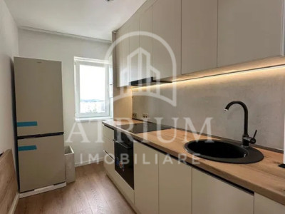Apartament cu 2 camere decomandate 