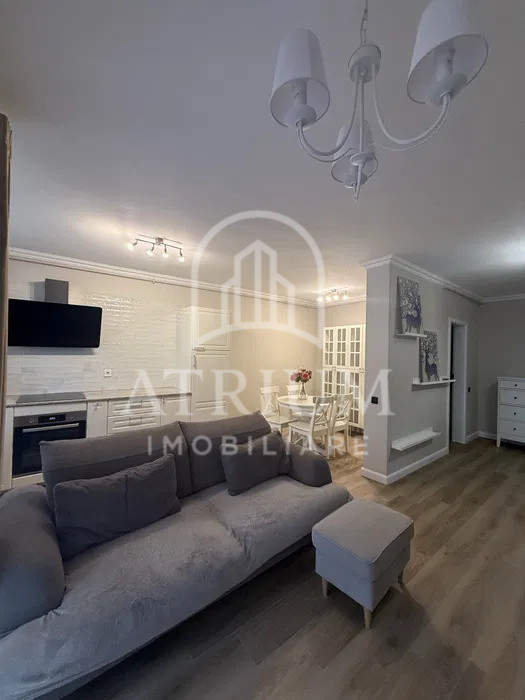 Apartament cu 2 camere / Floresti 