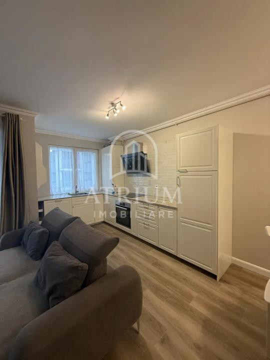 Apartament cu 2 camere / Floresti 