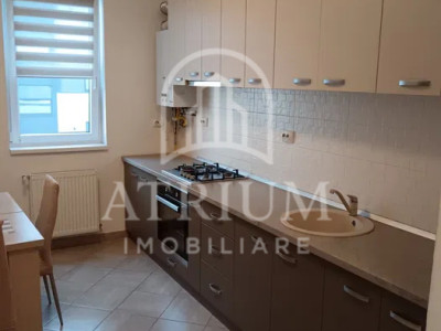 Apartament 2 cameredecomandat suprafata de 51 MP zona stadionuli Floresti