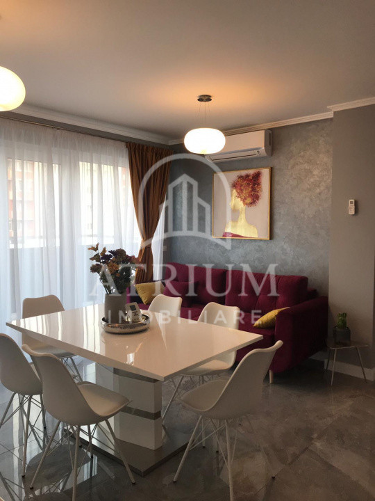 Penthause 3 camere la cheie, 85 mp utuii cu 25 mp terasa, zona Platinia