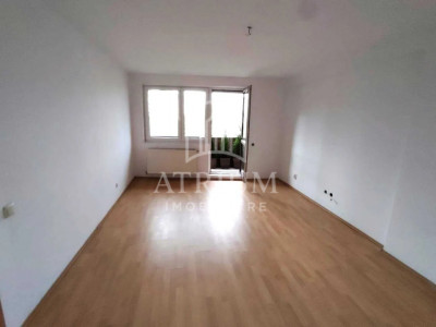 Apartament 2 camere semidecomandate 39,53 mp utili cu balcon, zona Intre Lacuri 