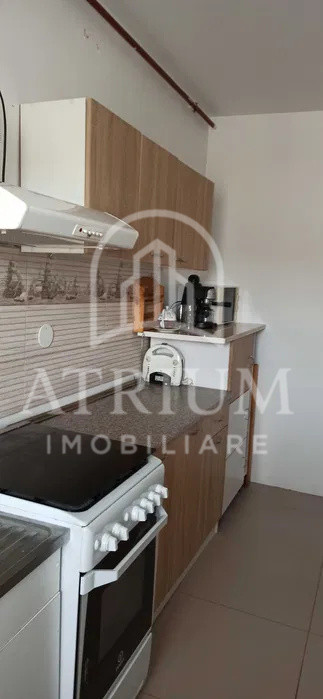 Apartament 3 camere bucatarie 59 mp in zona Eroilor Floresti