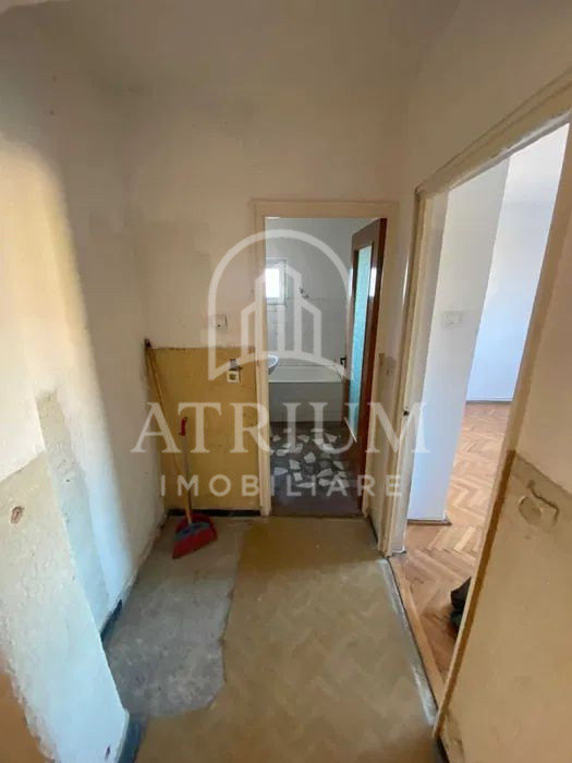 Apartament 3 camere bucatarie 60 mp in zona Cetate Alba iulia
